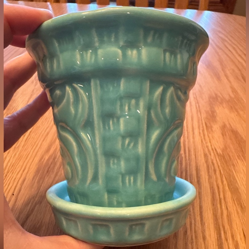 Vintage Turquoise Ceramic Planter with Saucer Botttom - Picture 5 of 9